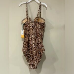 Women swimsuit  multicolor new and very stylish.